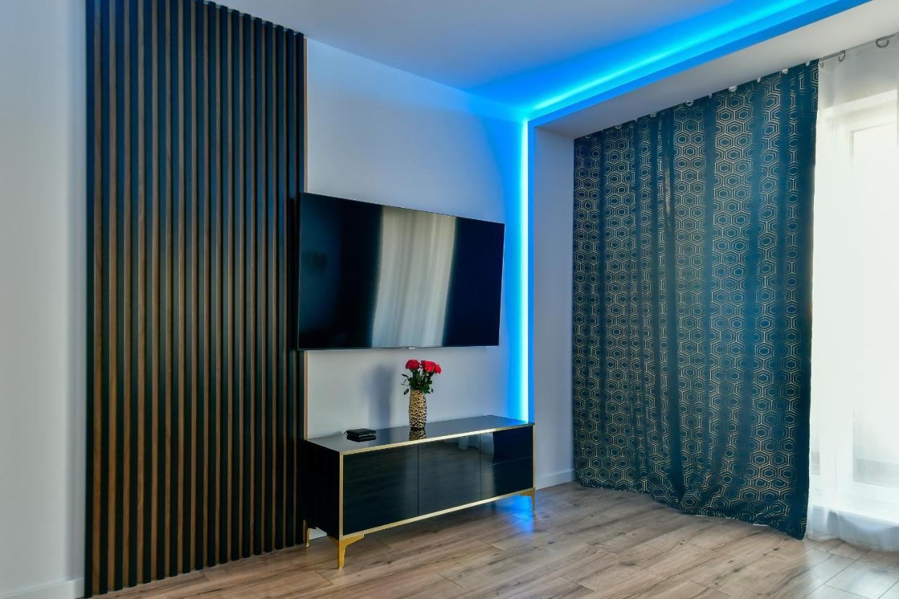 Apartament32 Golden Vip -duze Miejsce Postojowe- *